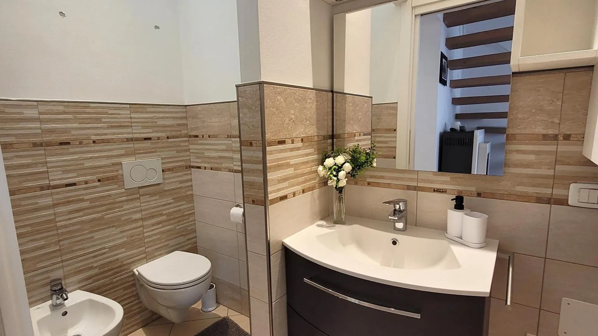 Casa Gianpi Mountain Lake Iseo Hospitality ピゾーニェ 別荘